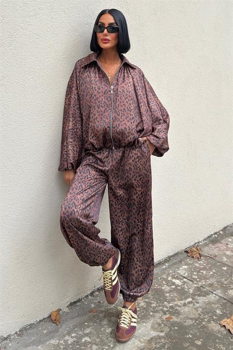 Bomber Ceket ve Şalvar Pantolonlu Leopar Desen Saten Takım 10276