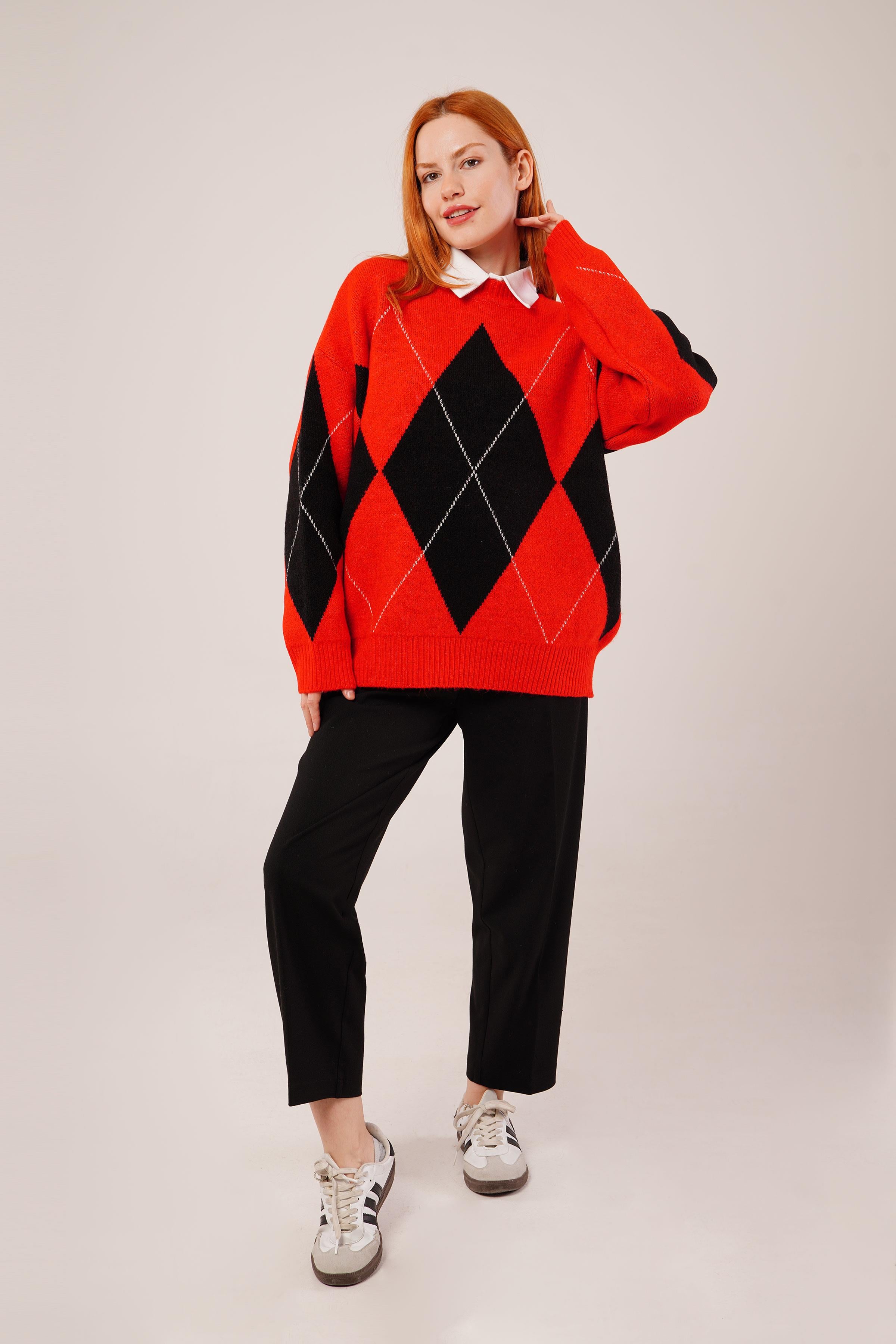 Büyük Baklava Desen Toptan Kırmızı Triko Kazak