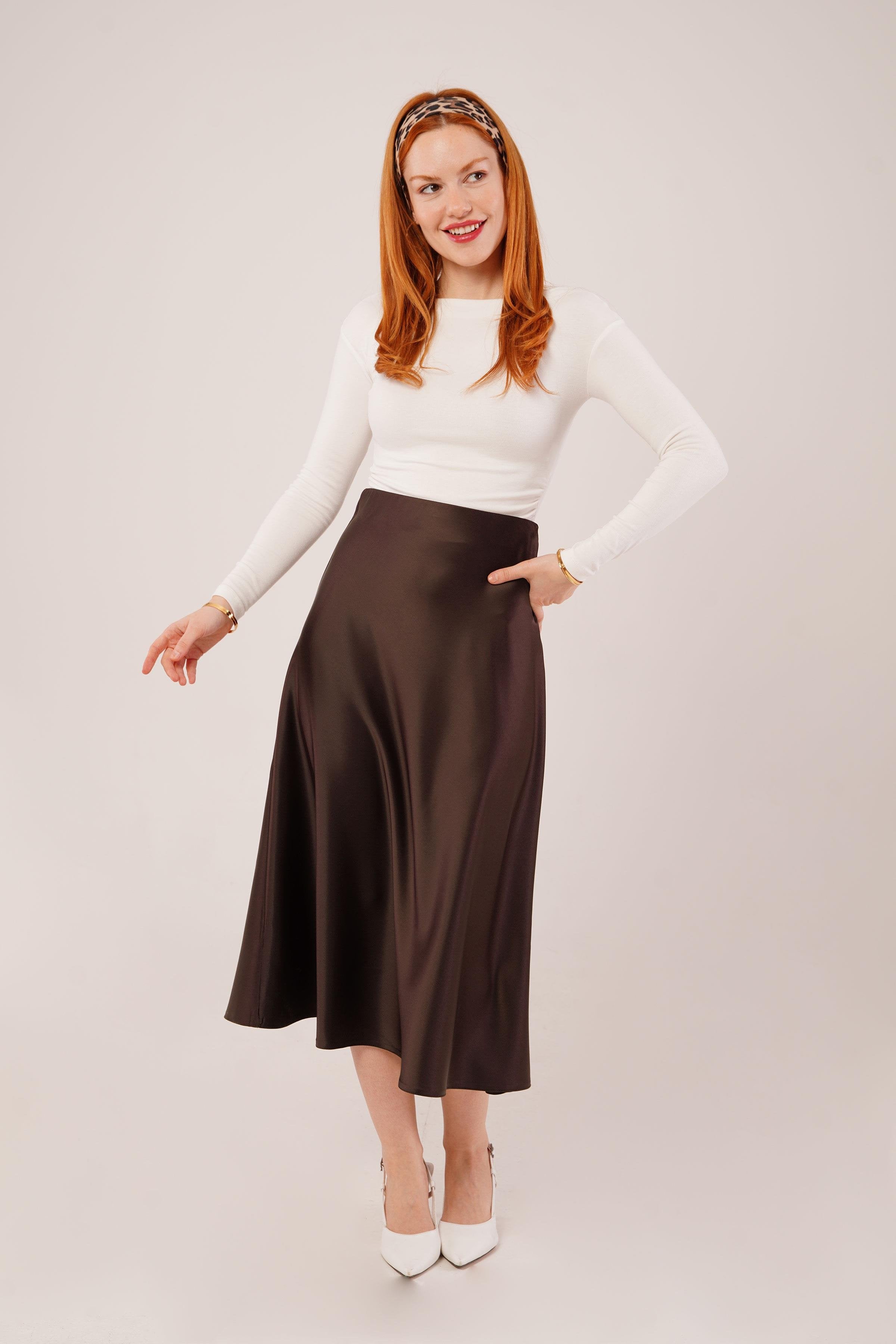 Çan Kesim Midi Kahverengi Toptan Saten Etek Kahverengi S