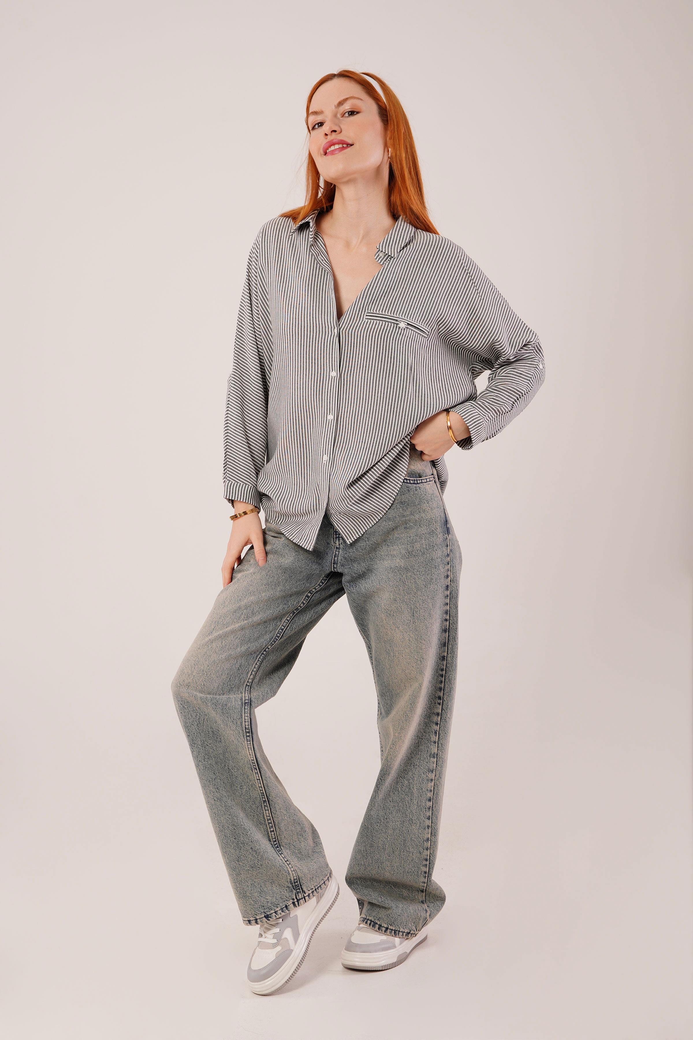Cep Detay Gri Oversize Çizgili Toptan Gömlek