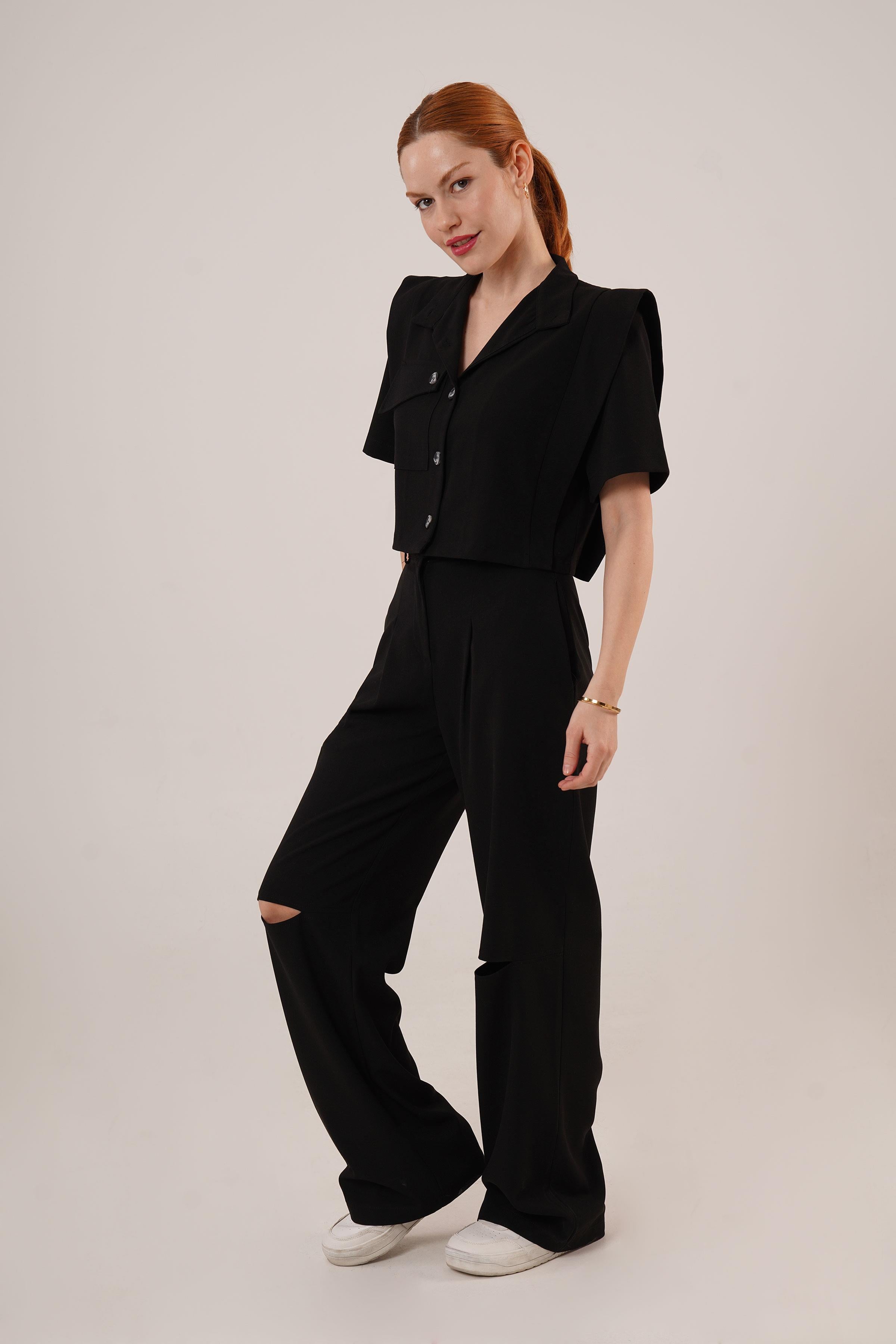 Cepli Düğmeli Bluz Ve Diz Detaylı Pantolon Siyah Toptan İkili Takım