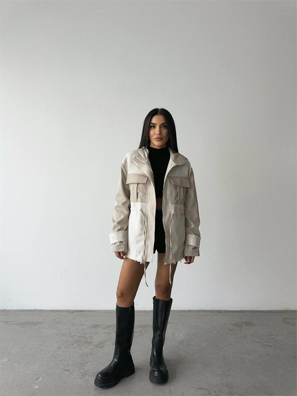 CHANEL -TRENCH  GARNİLİ KAPİŞONLU BELDEN BÜZGÜLÜ MONT - Taş
