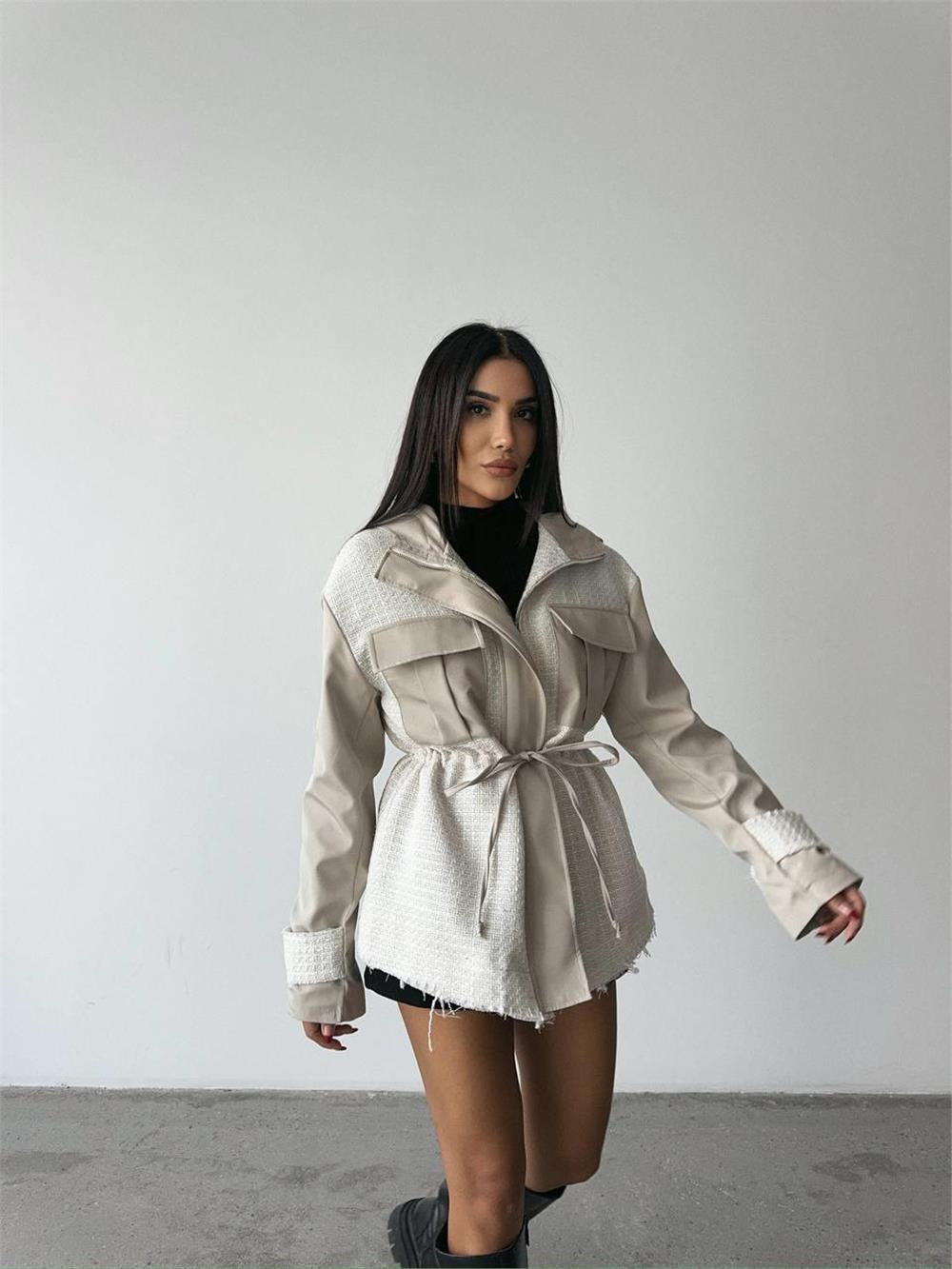 CHANEL -TRENCH  GARNİLİ KAPİŞONLU BELDEN BÜZGÜLÜ MONT - Taş