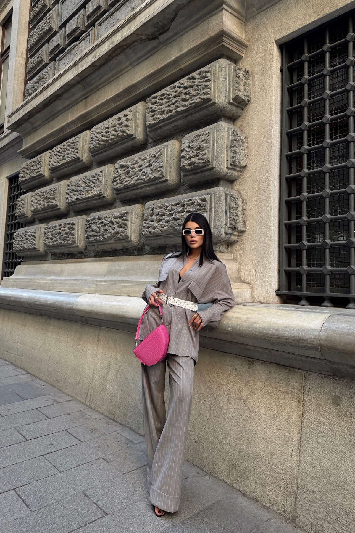 ÇİZGİLİ ARKA TASARIM  DETAYLI  GÖMLEK-PANTOLON TK - Gri