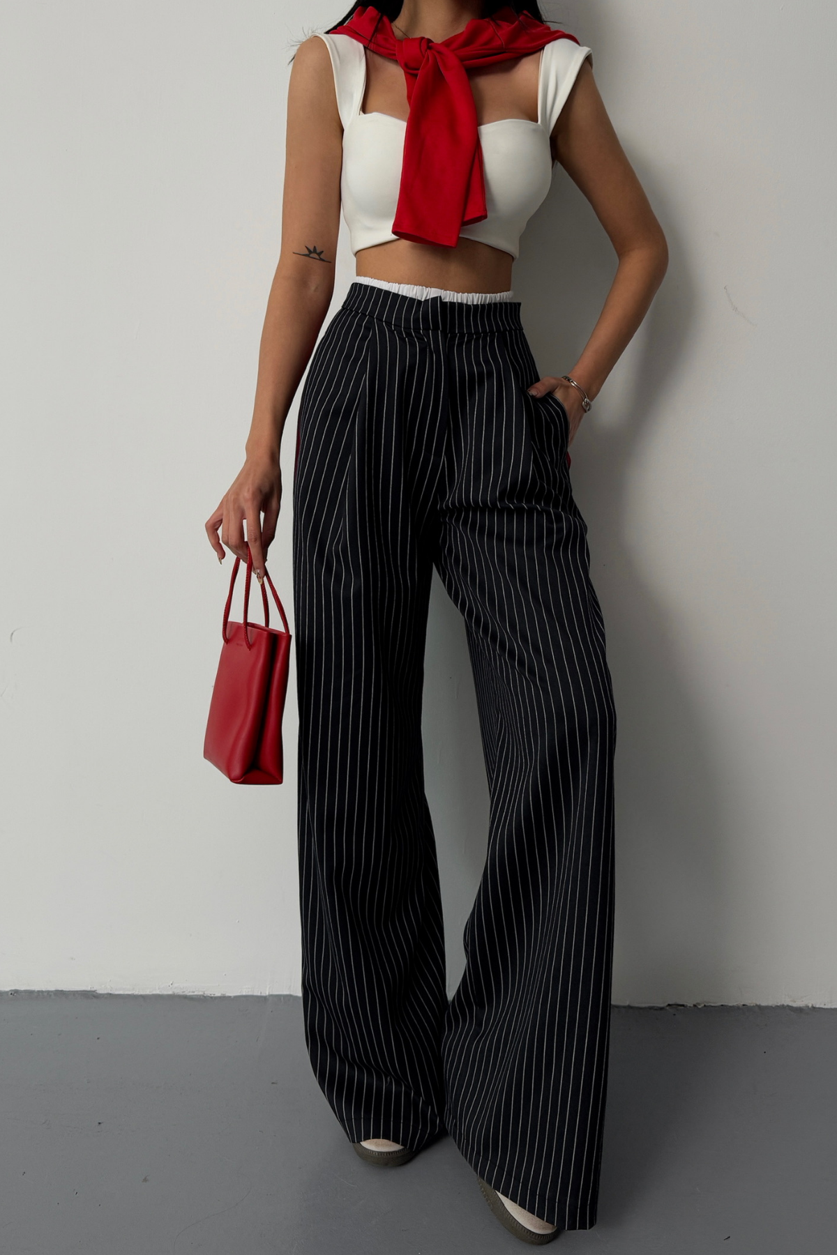 ÇİZGİLİ YANLAR ŞERİT DETAYLI PANTOLON - Lacivert