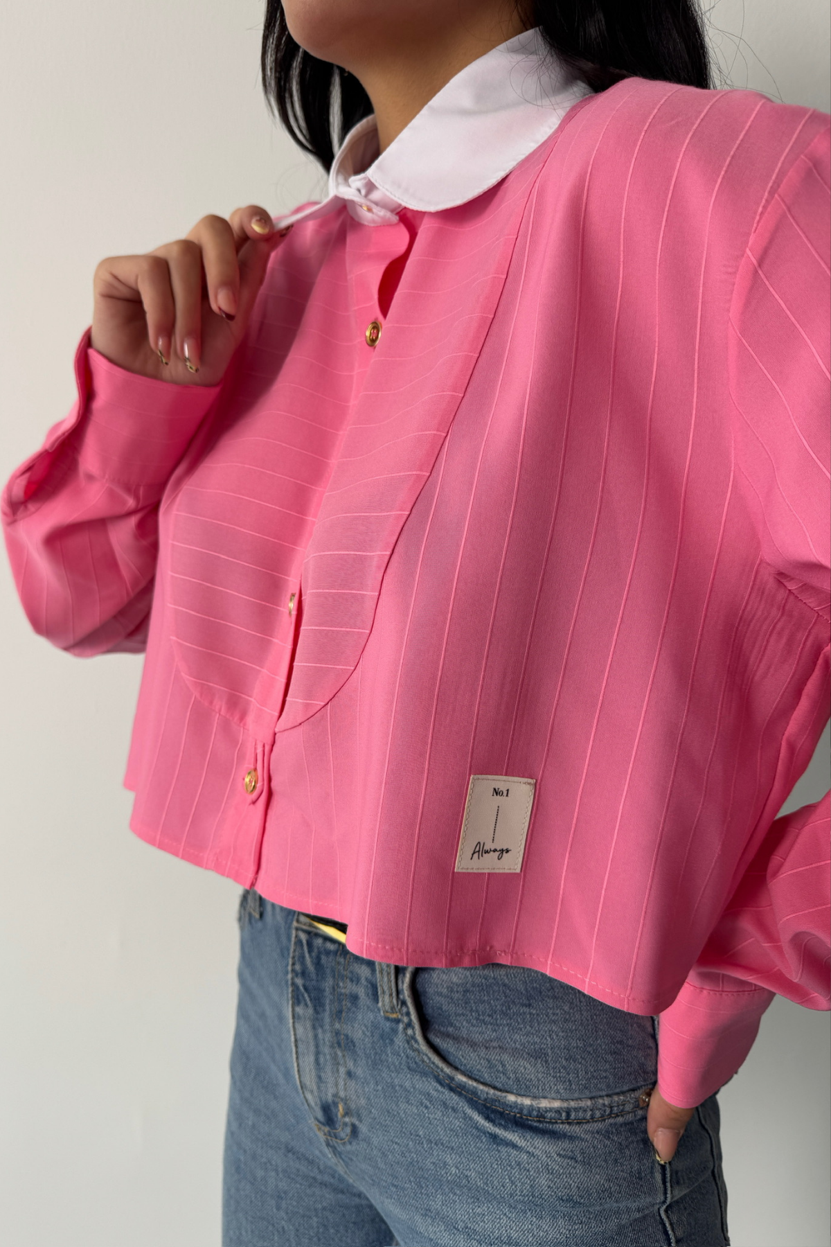 CROP GÖMLEK BEYAZ YAKA VE ETİKET DETAYLI - Pembe