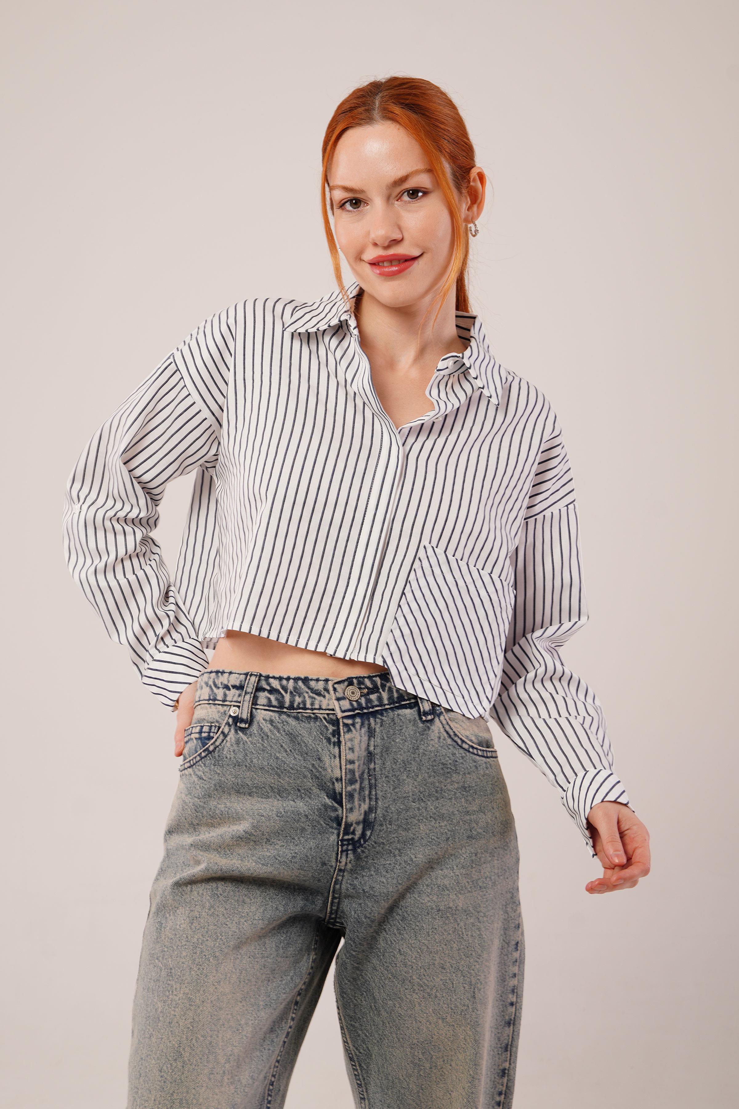 Crop Model Cepli Ve Çizgili Beyaz Toptan Gömlek Beyaz S