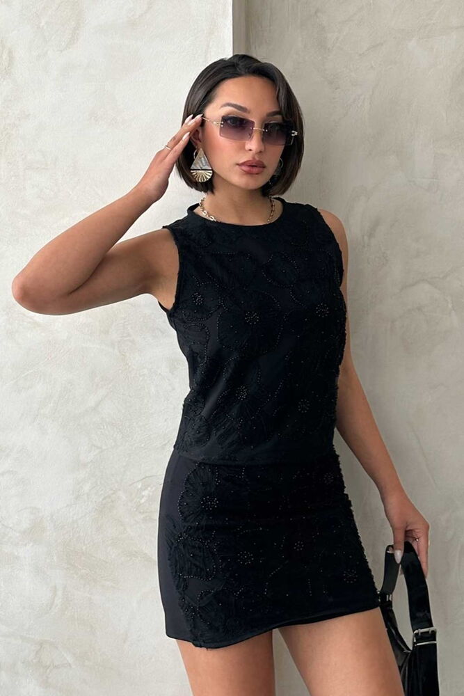 Boncuk İşlemeli Kolsuz Toptan Bluz