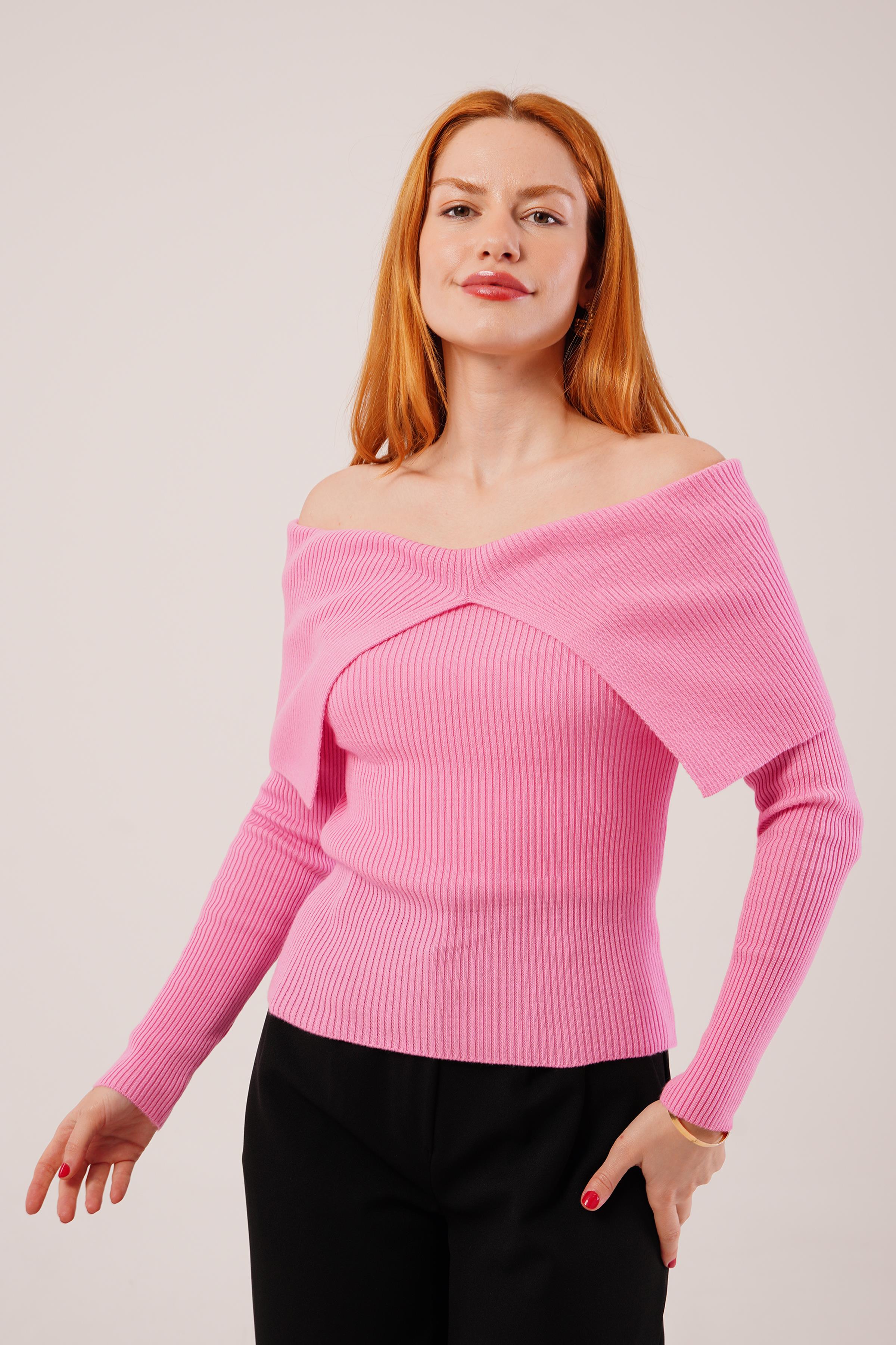 Degaje Yaka Toptan Pembe Triko Kazak