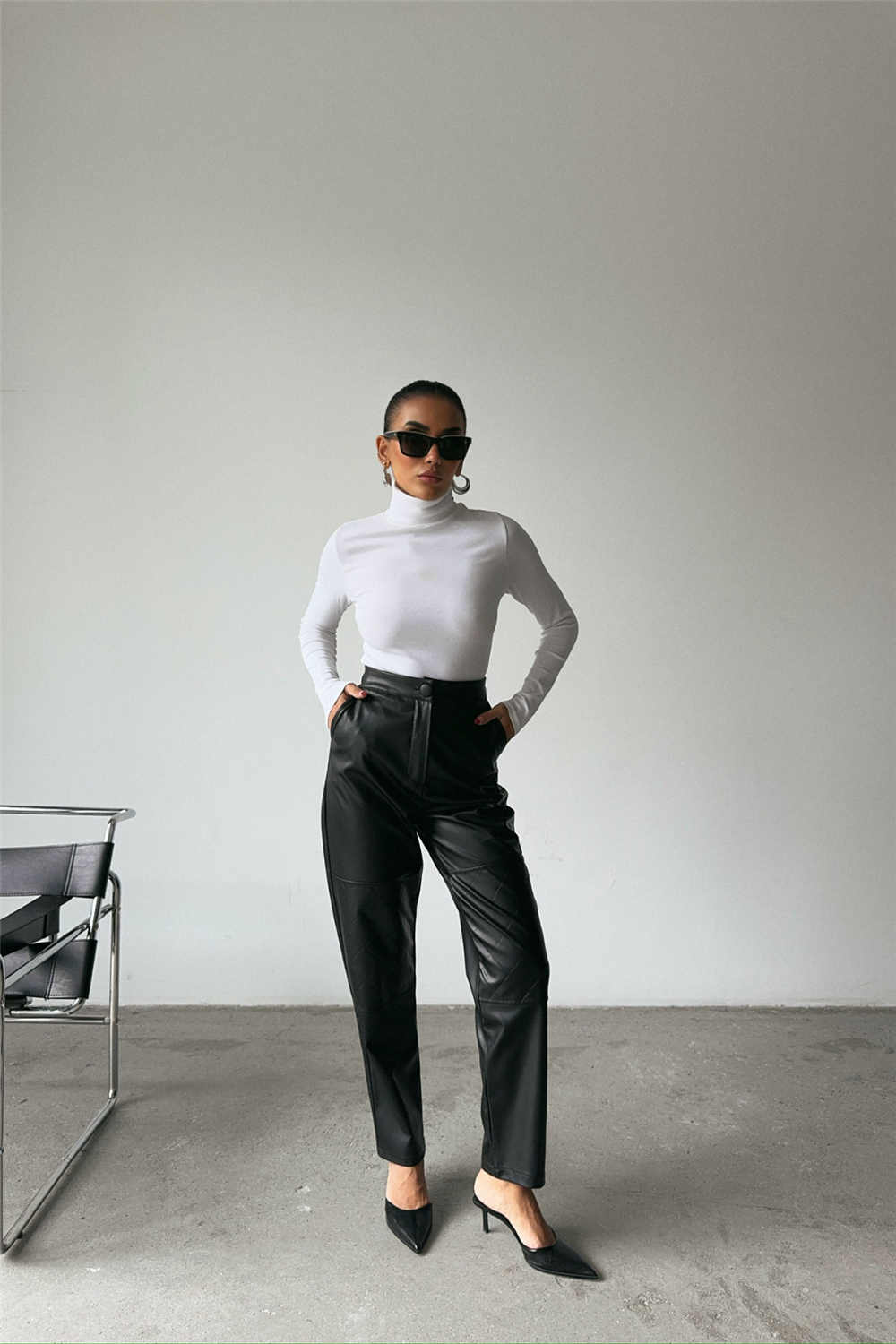 DERİ PANTOLON DİZ PARÇALI - Siyah