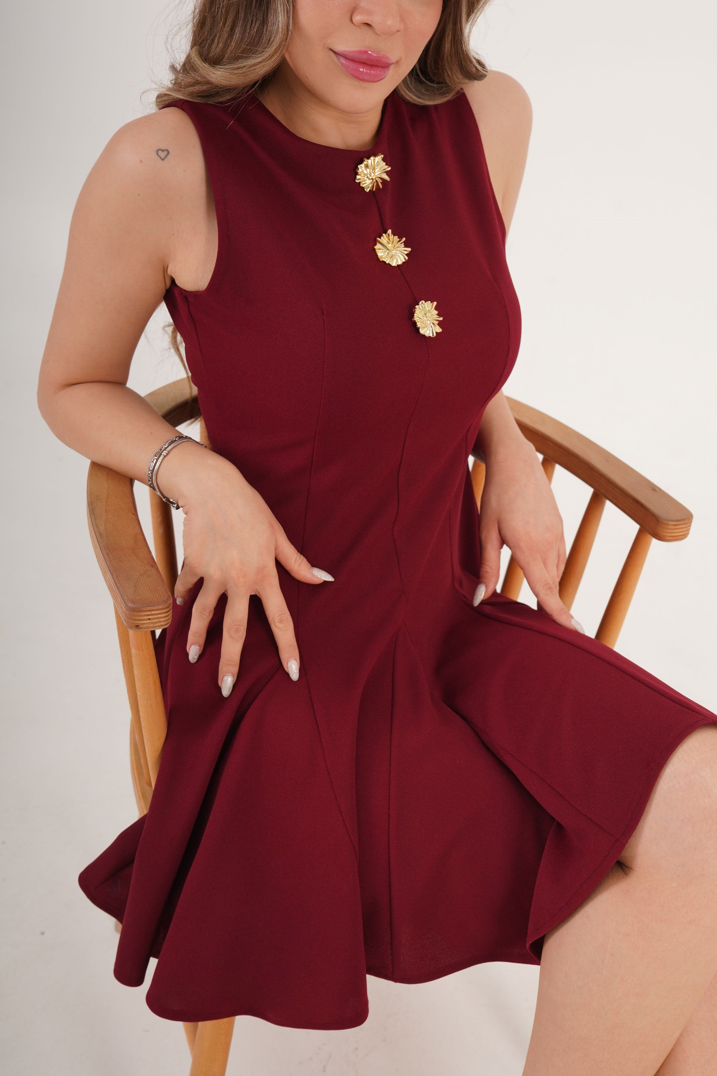 Pilili Kloş Kesim Gold Detay Bordo Toptan Elbise