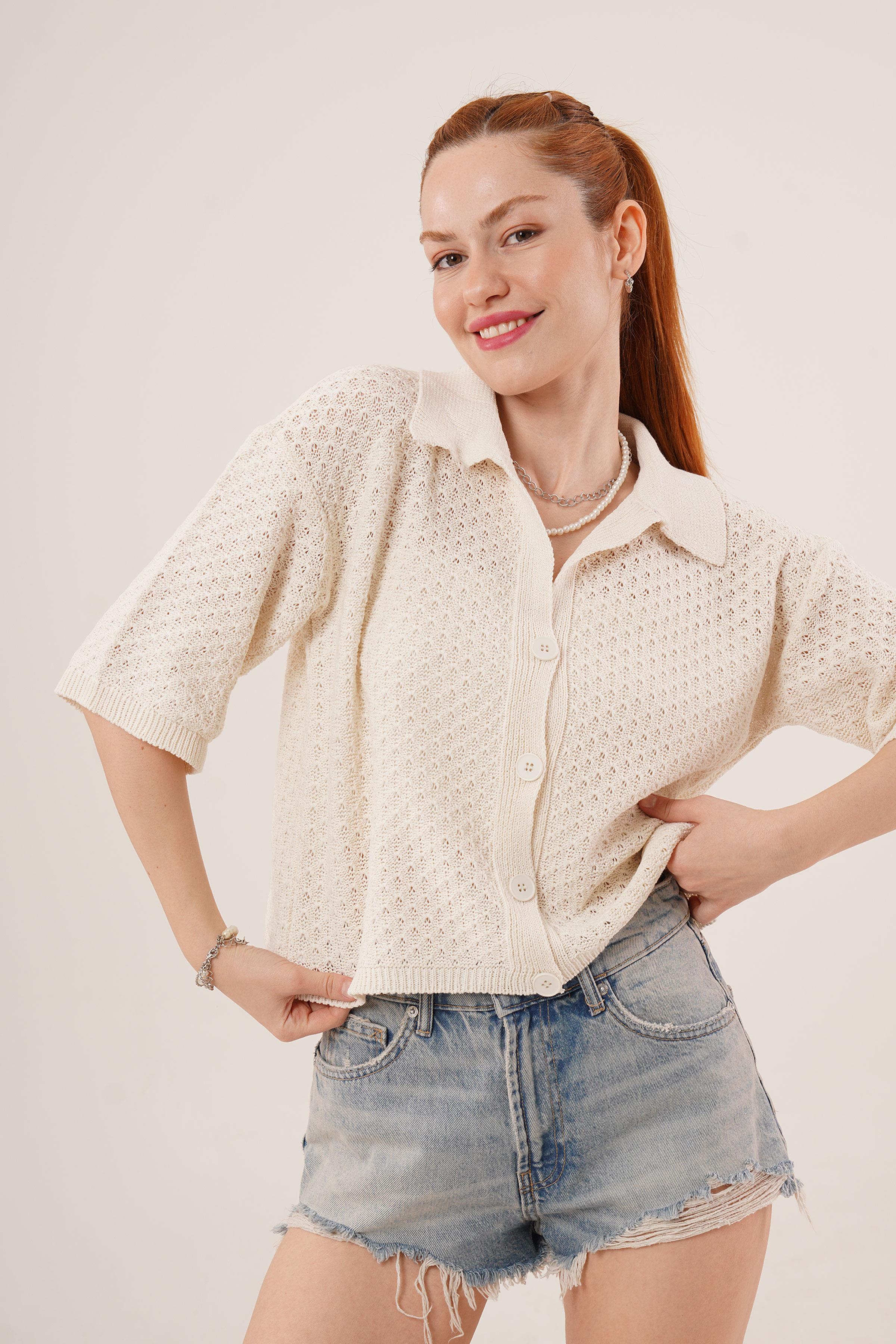 Düğmeli Yarım Kol Düşük Omuz Toptan Krem Hırka