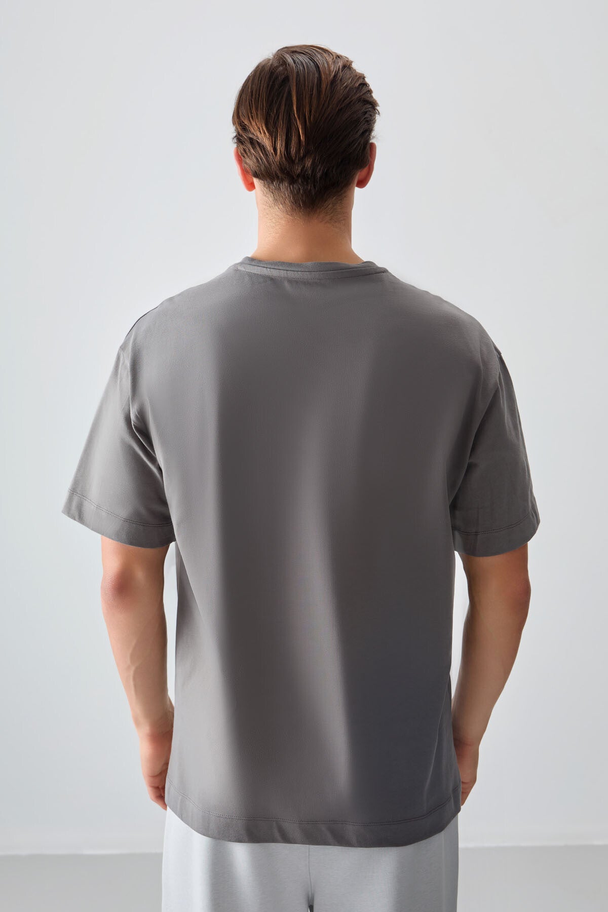 Koyu Gri %100 Pamuk Kalın Yumuşak Dokulu Oversize Fit Basic Erkek T-Shirt - 88353