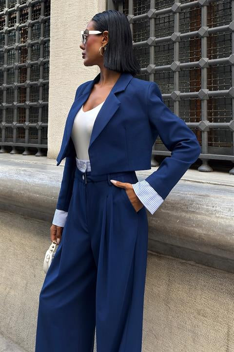 Garni Detaylı Crop Ceketli Takım 10075