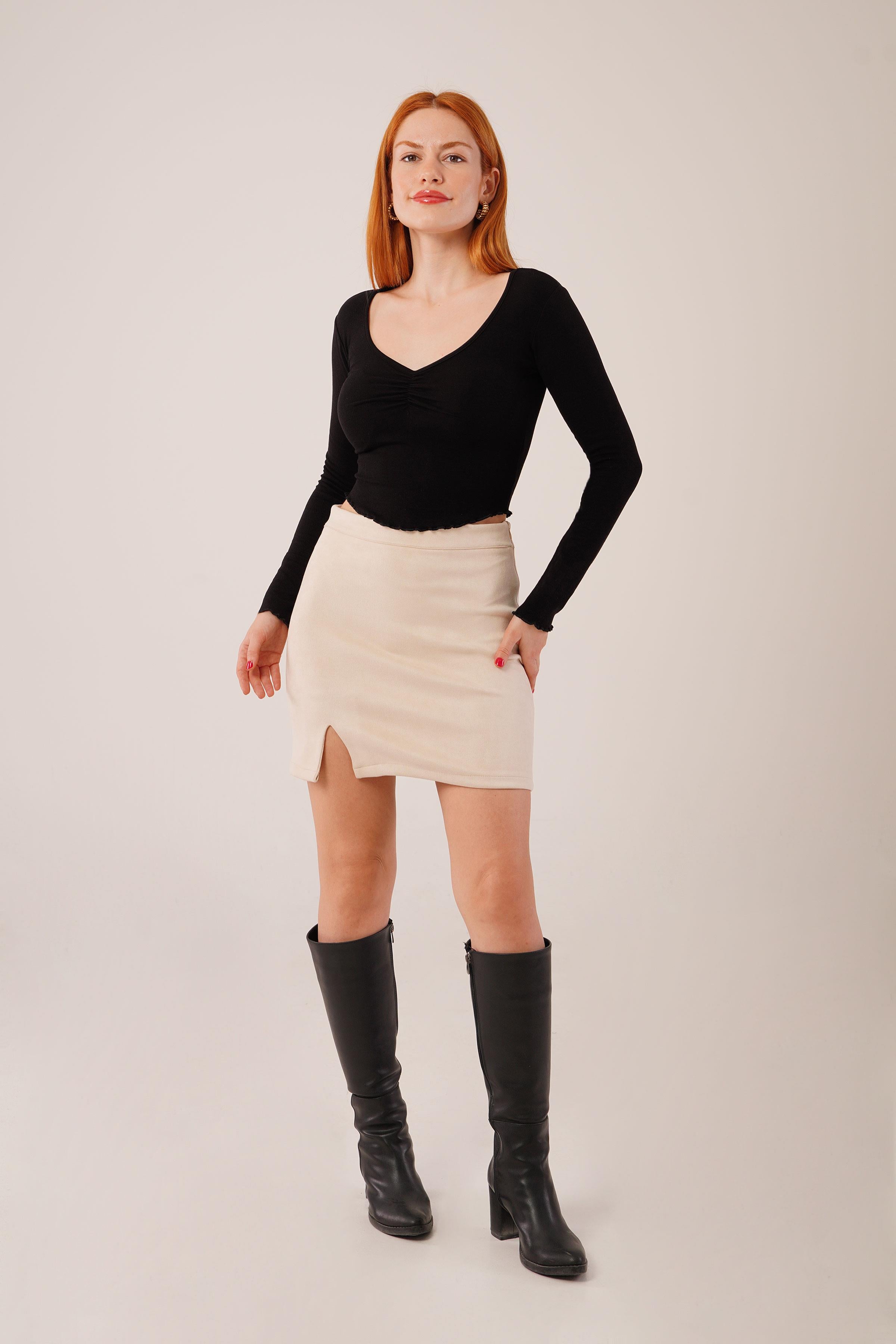 Geniş Yaka Siyah Toptan Basic Body Bluz