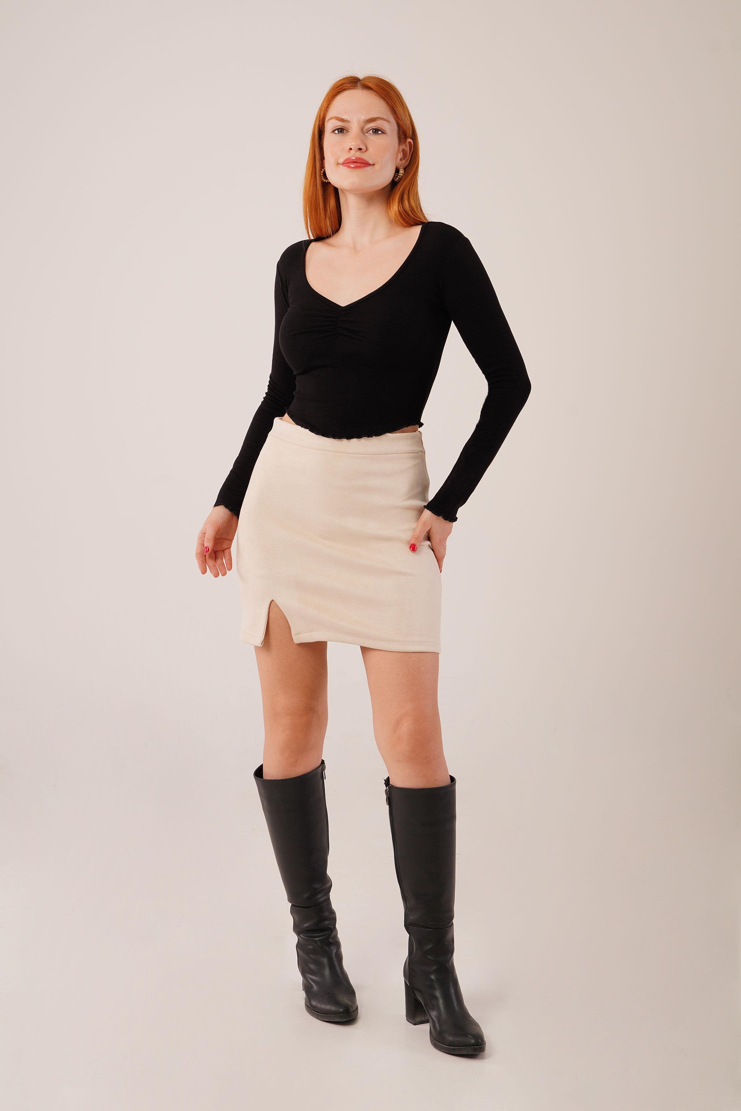 Geniş Yaka Siyah Toptan Basic Body Bluz