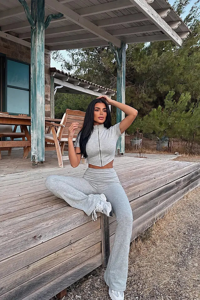 Gri Fermuar Detay Pantolonlu Takım