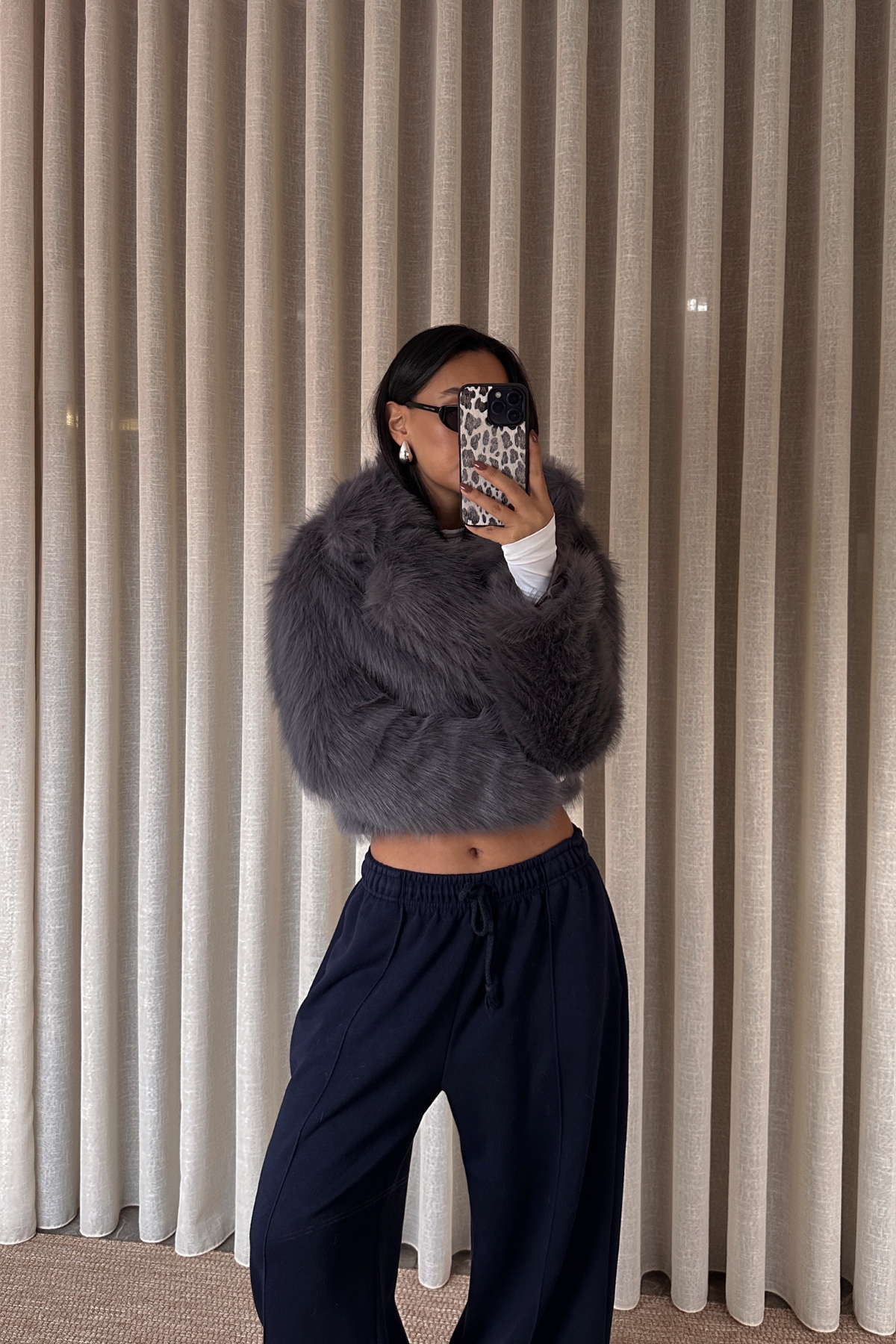 Gri Kısa Çıtçıtlı Kürk