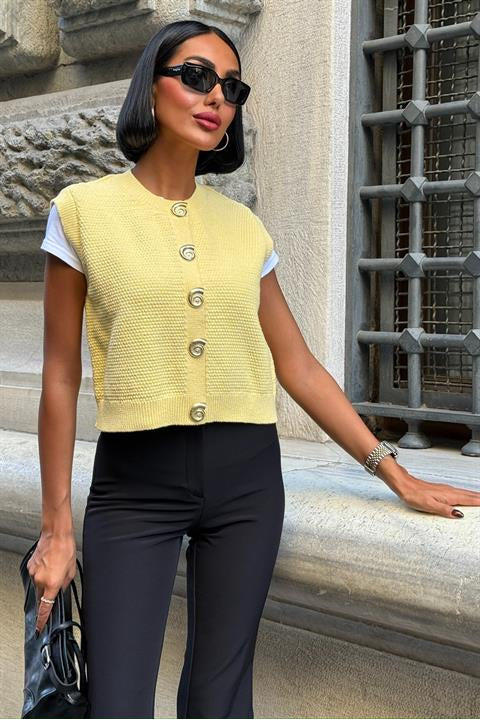 Helios Gold Düğmeli Triko Yelek 5186