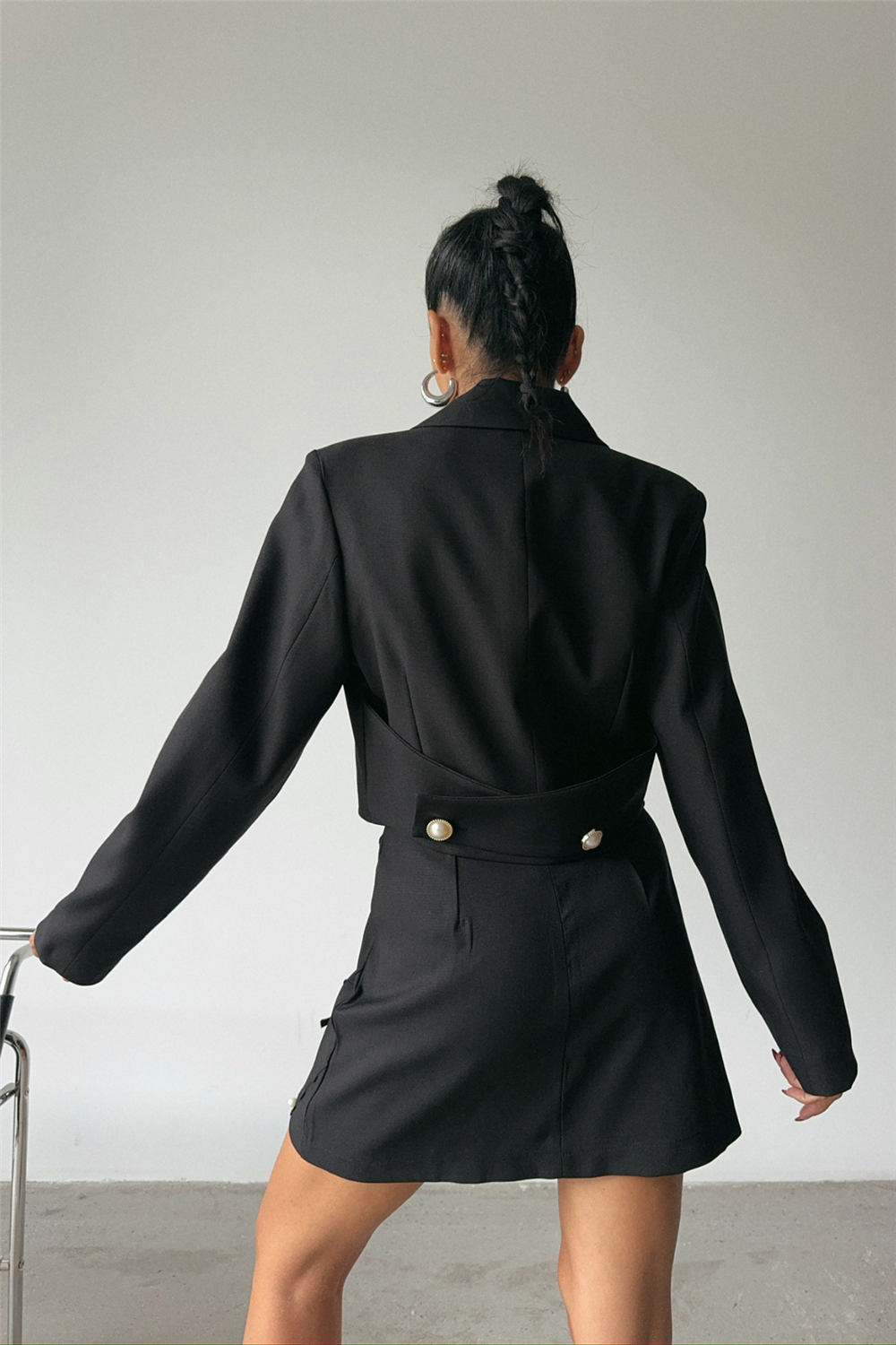 İNCİ KURDELE DETAYLI KISA ETEK - Siyah