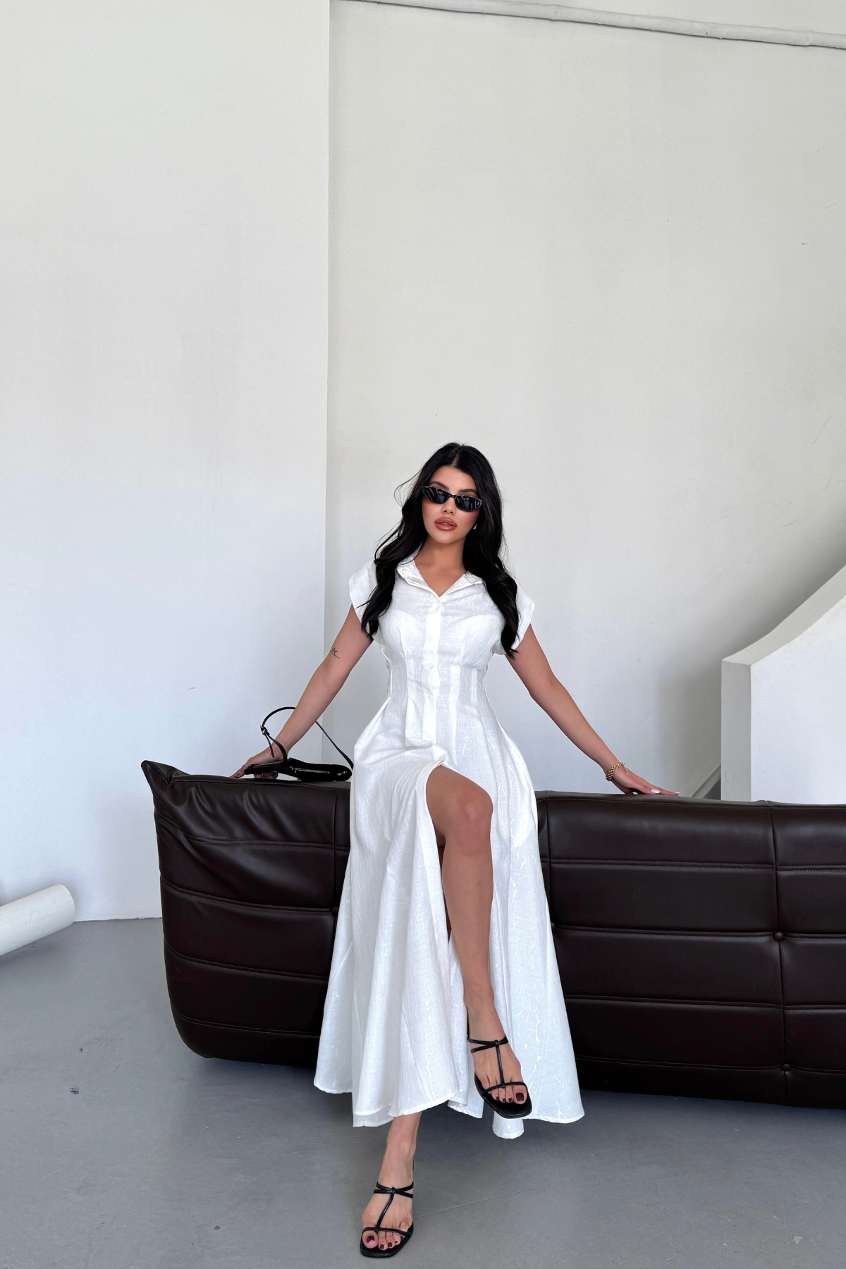 JAKARLI KETEN ELBİSE ÖNDEN YIRTMAÇLI CEPLİ - Beyaz