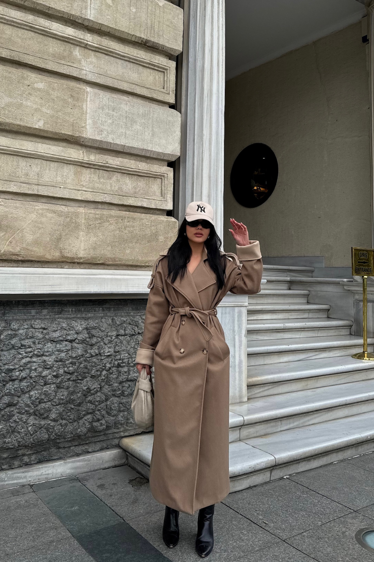 KABAN YAKA VE MANŞET BEJ RENGİ - Vizon