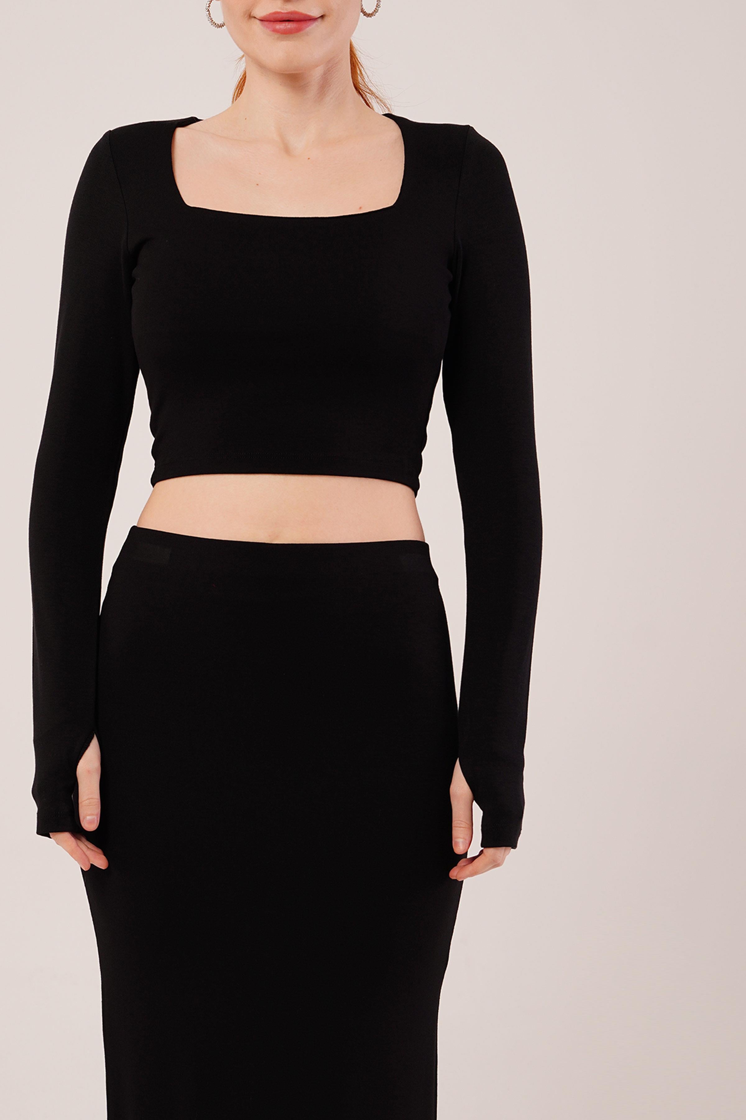 Kare Yaka Bluz Ve Yırtmaç Detaylı Etek Toptan İkili Siyah Takım