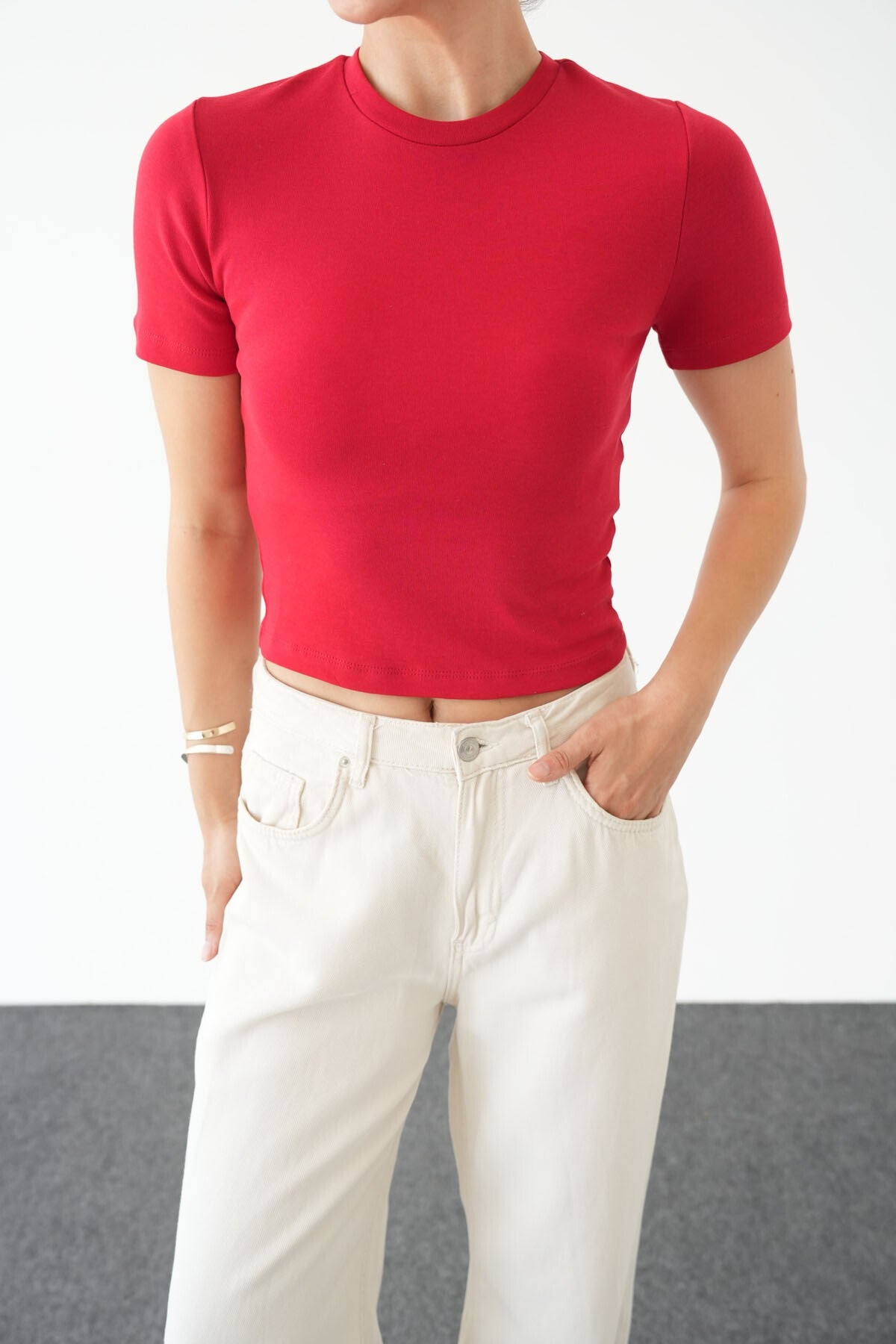 Kırmızı T-SHIRT