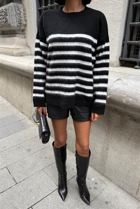 Kontrast Çizgili Triko Kazak 1371