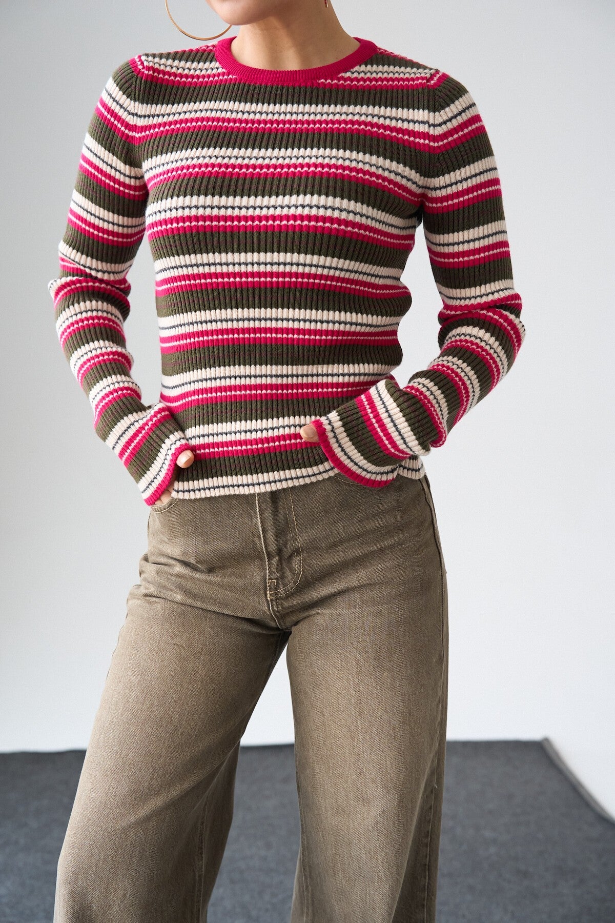 Dark Fuchsia-Khaki Knitted Sweater