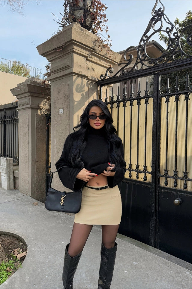 Krem Cep Detay Kemerli Etek