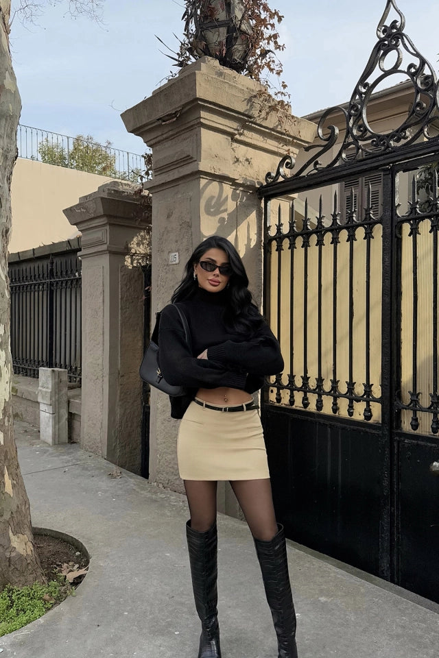 Krem Cep Detay Kemerli Etek