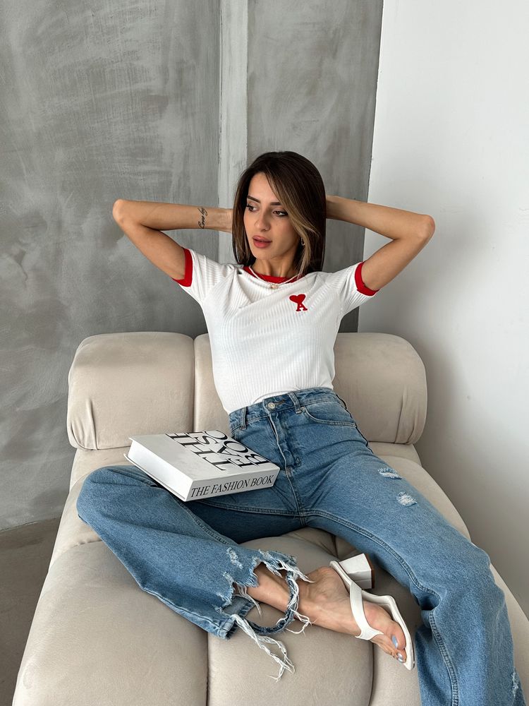 Topshow Krem Kırmızı Nakışlı Toptan Tişört