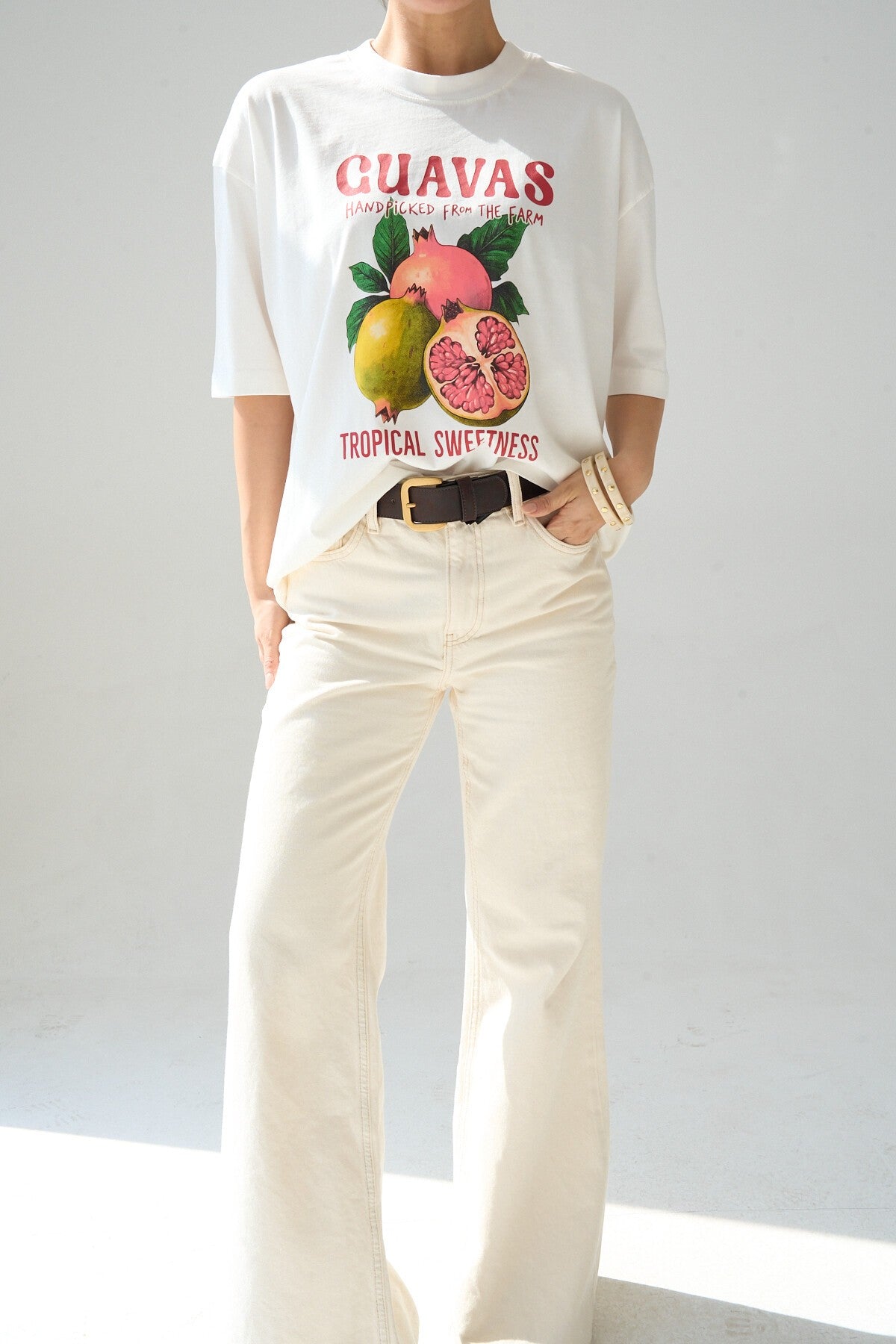 Krem Meyveli T-Shirt