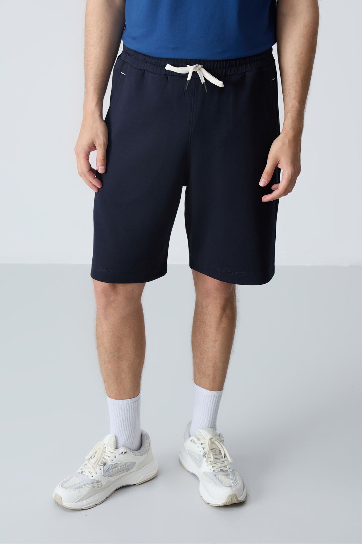 Lacivert Pamuklu Kalın Yumuşak Dokulu Standart  Fit Basic Erkek Şort  - 81278