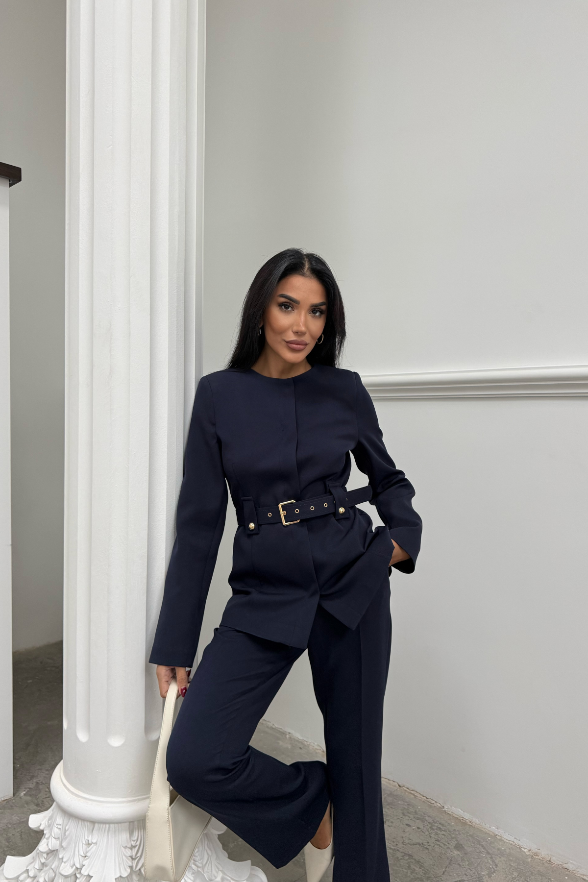 Lacivert Yakasız Belden Kemer Detaylı Ceket Pantolon Takım
