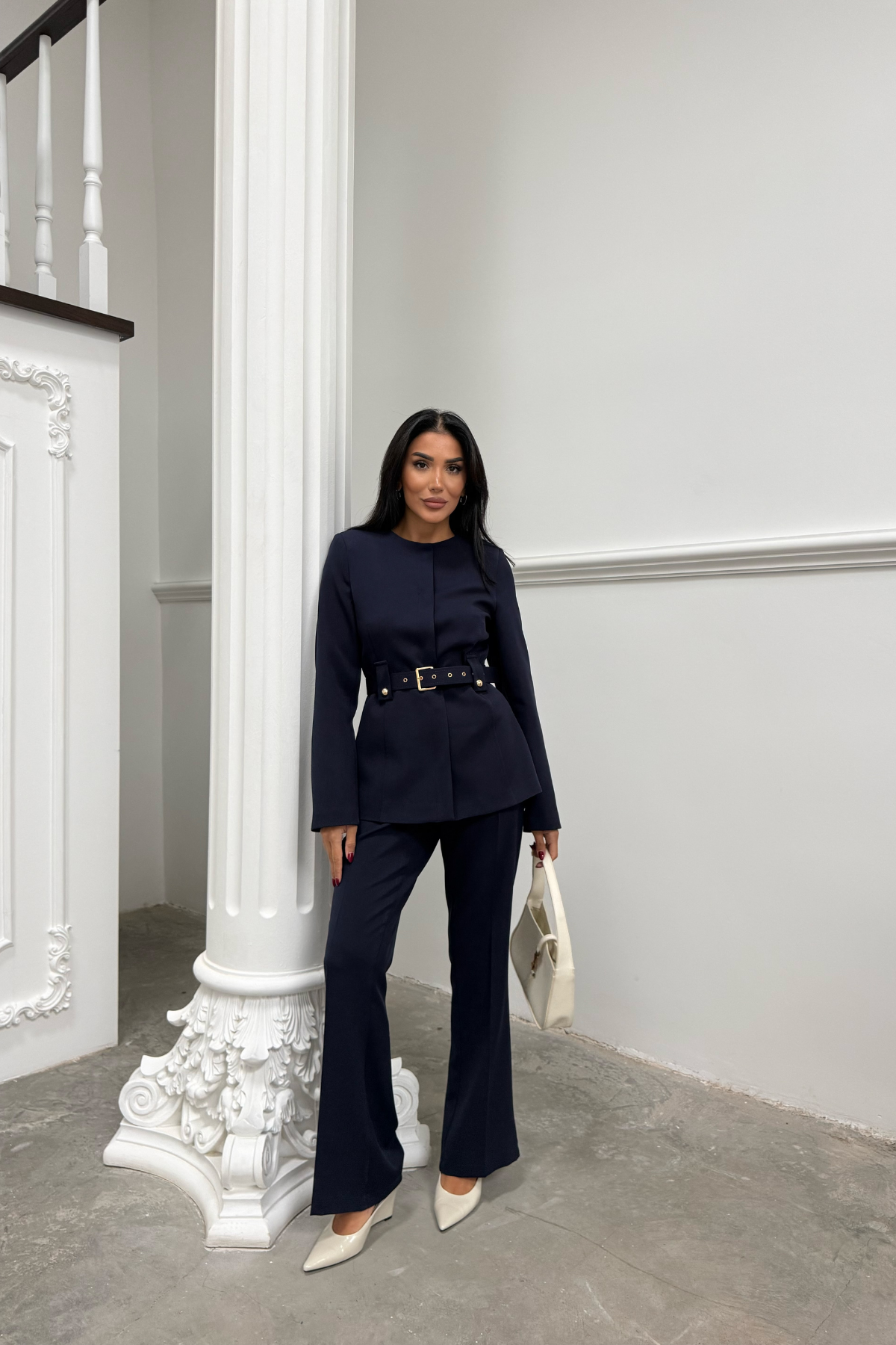 Lacivert Yakasız Belden Kemer Detaylı Ceket Pantolon Takım