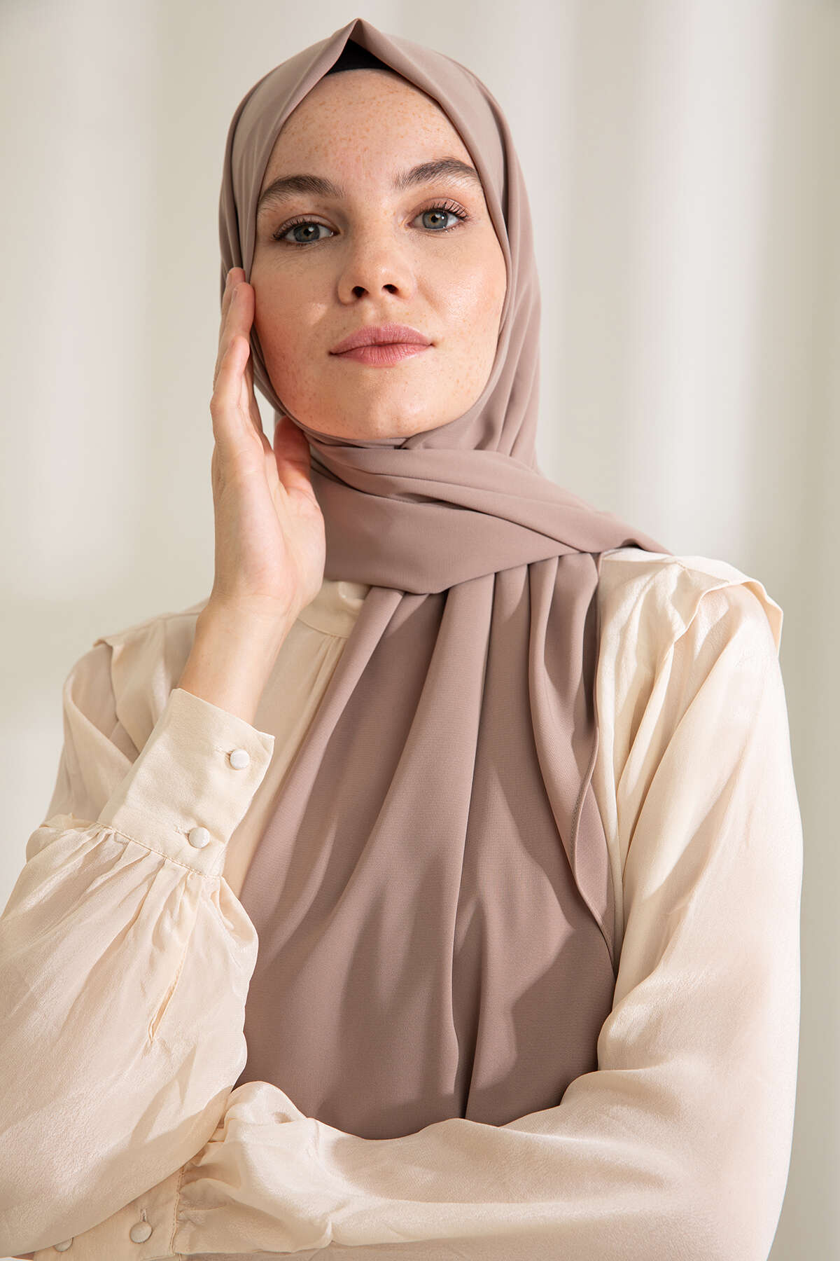 Medine İpeği Şal - Vizon