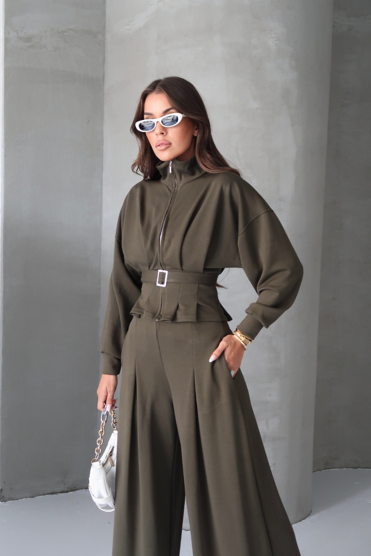 MODAL TAKIM PİLELİ SALAŞ PANTOLON - BELİ KEMERLİ FERMUARLI BLUZ - Haki
