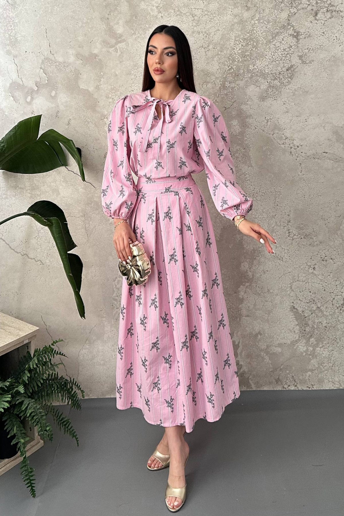 Pembe Çizgili Çiçekli Bluz Etek Takım