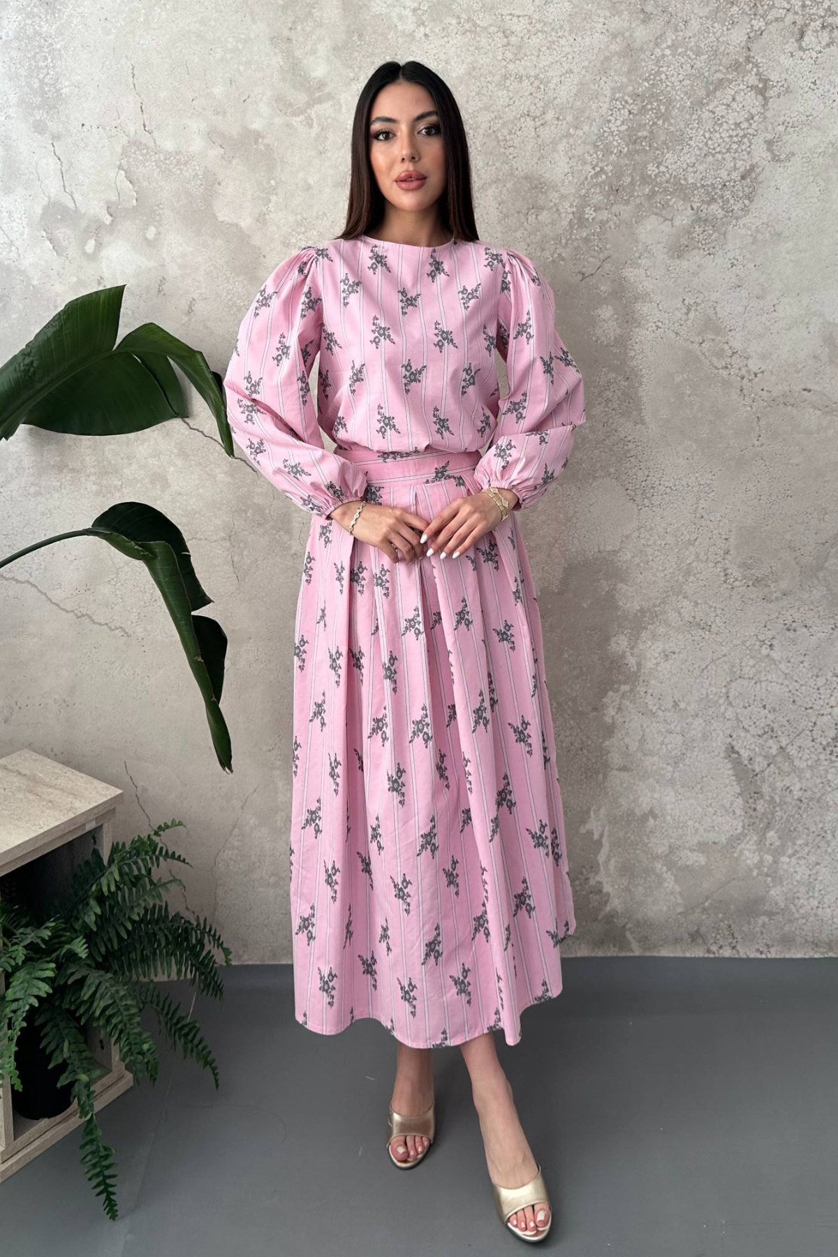 Pembe Çizgili Çiçekli Bluz Etek Takım