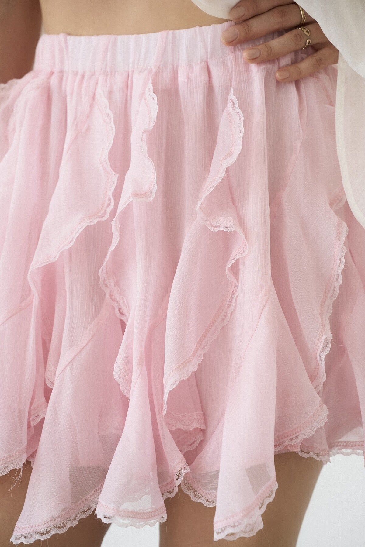Pembe Dantelli ETEK