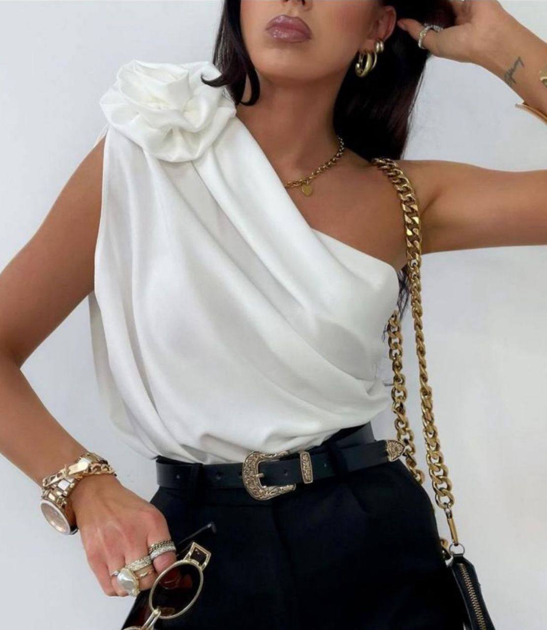 Gül Detay Bluz