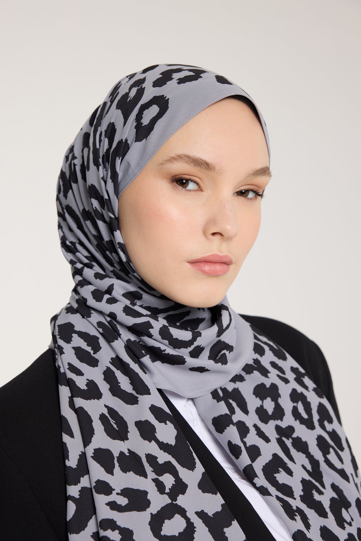 Pure Tone Şal - Leopar Desen - Gümüş - Siyah