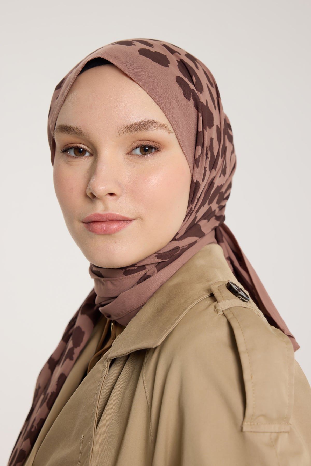 Pure Tone Şal - Leopar Desen - Sütlükahve - Kahve