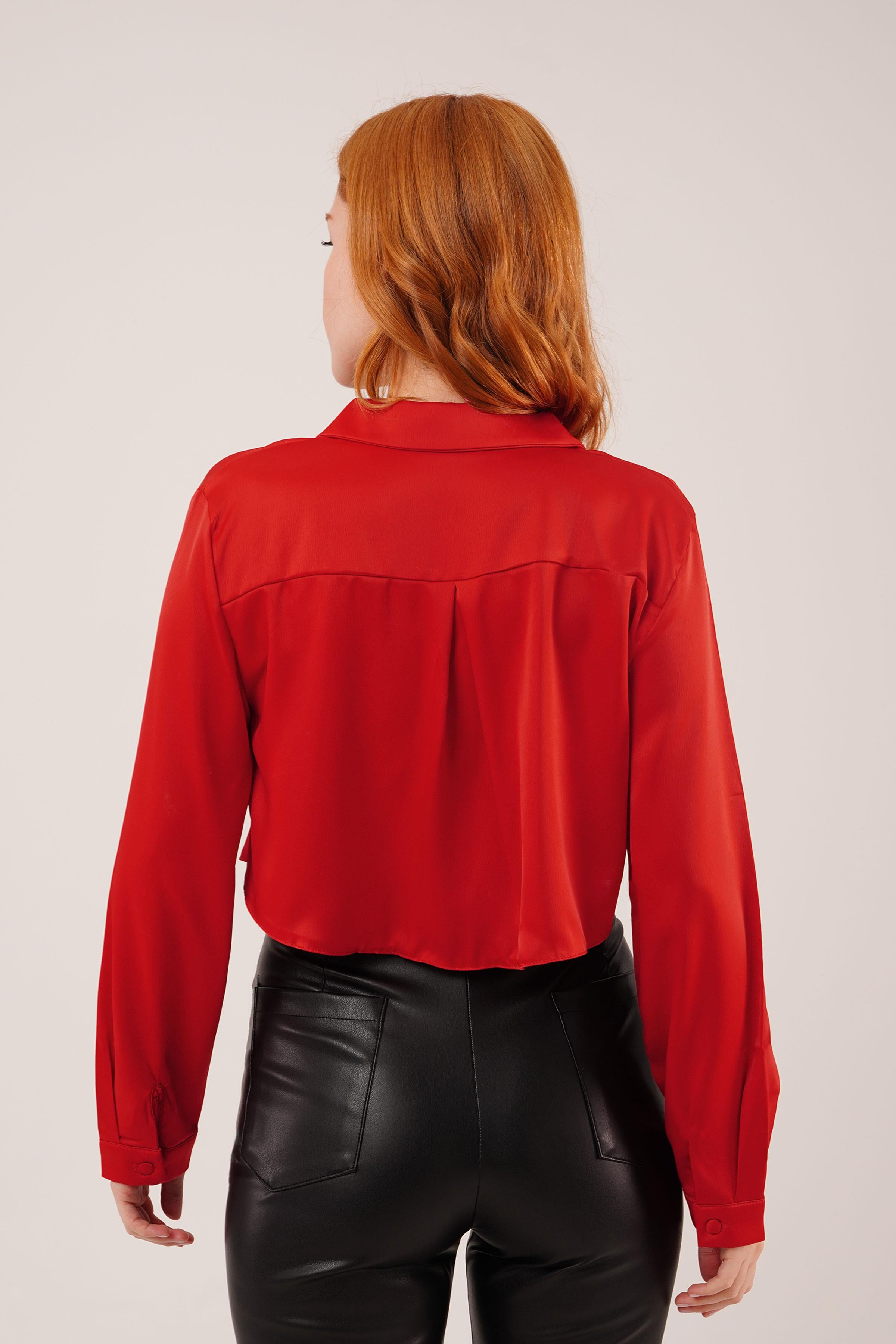 Saten Crop Model Toptan Kırmızı Gömlek