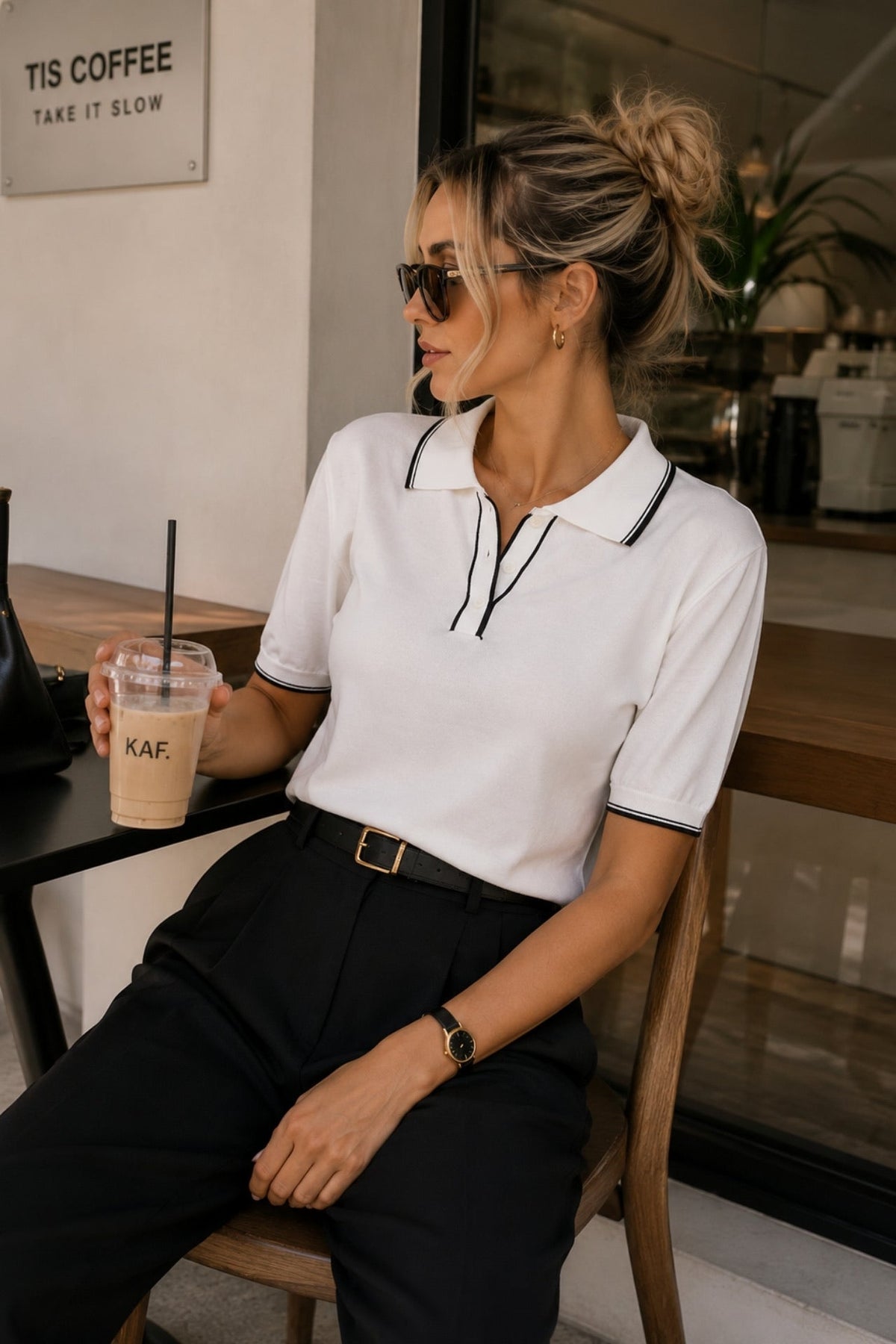 Şerit Detay Polo Yaka Düğmeli Triko Bluz - Beyaz