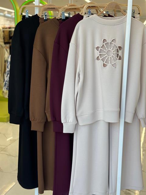 Sırtı Aksesuar Dekolteli Modal Takım 10253