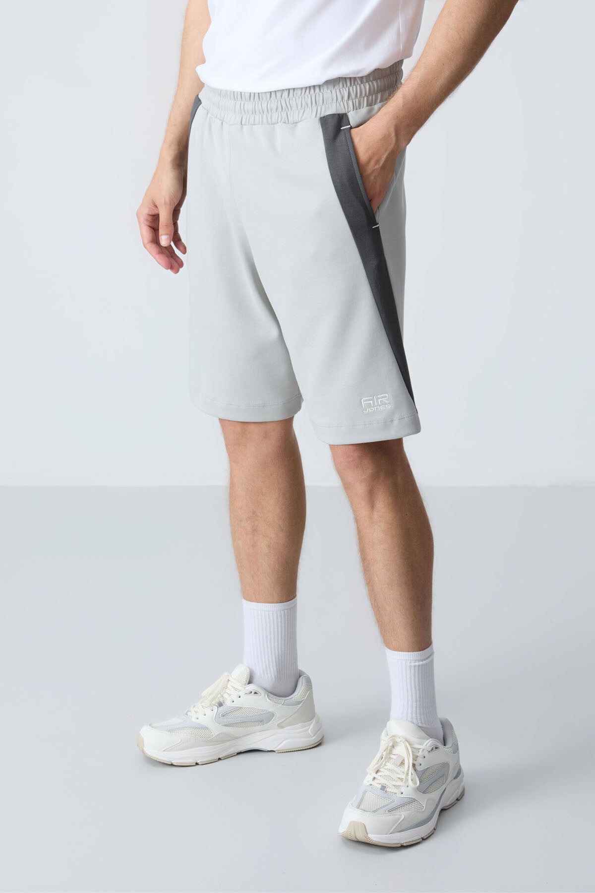 Taş Pamuklu Kalın Yumuşak Dokulu Standart Fit Basic Erkek Şort  - 81280