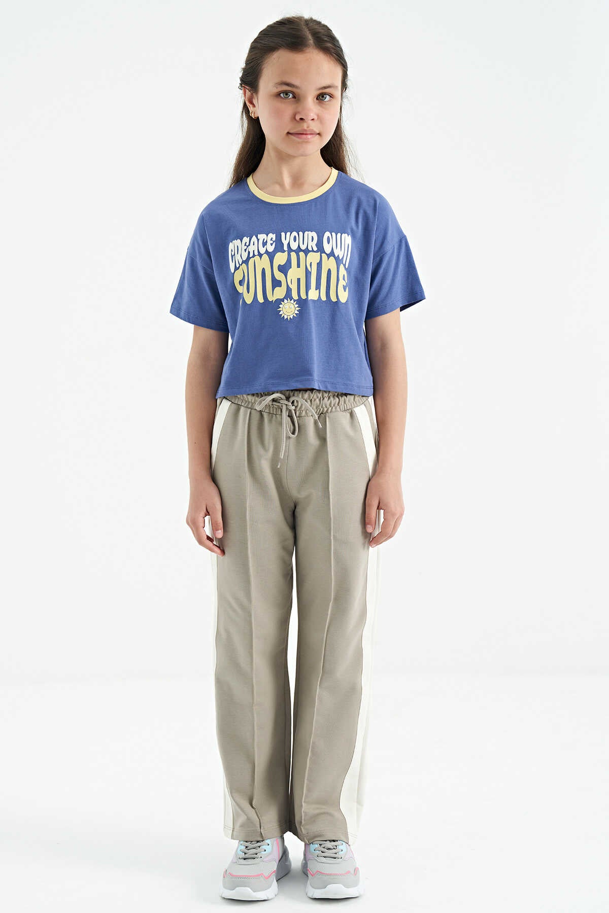 Tommylife Toptan Fiesta Renkli Yazı Baskılı O Yaka Oversize  Kısa Kollu Kız Çocuk T-Shirt - 75111